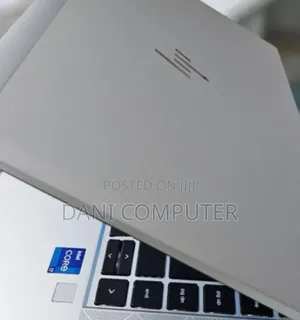 New Laptop HP EliteBook 830 G8 16GB Intel Core I7 SSD 512GB