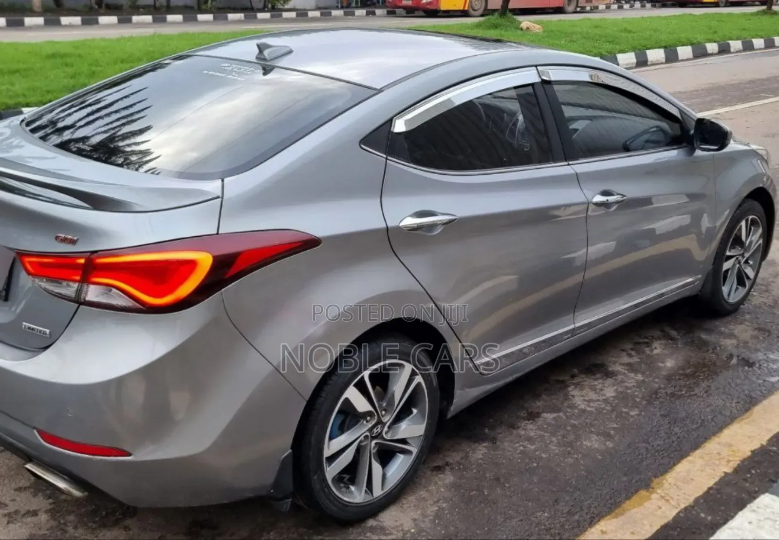 Hyundai Avante 2015 Silver