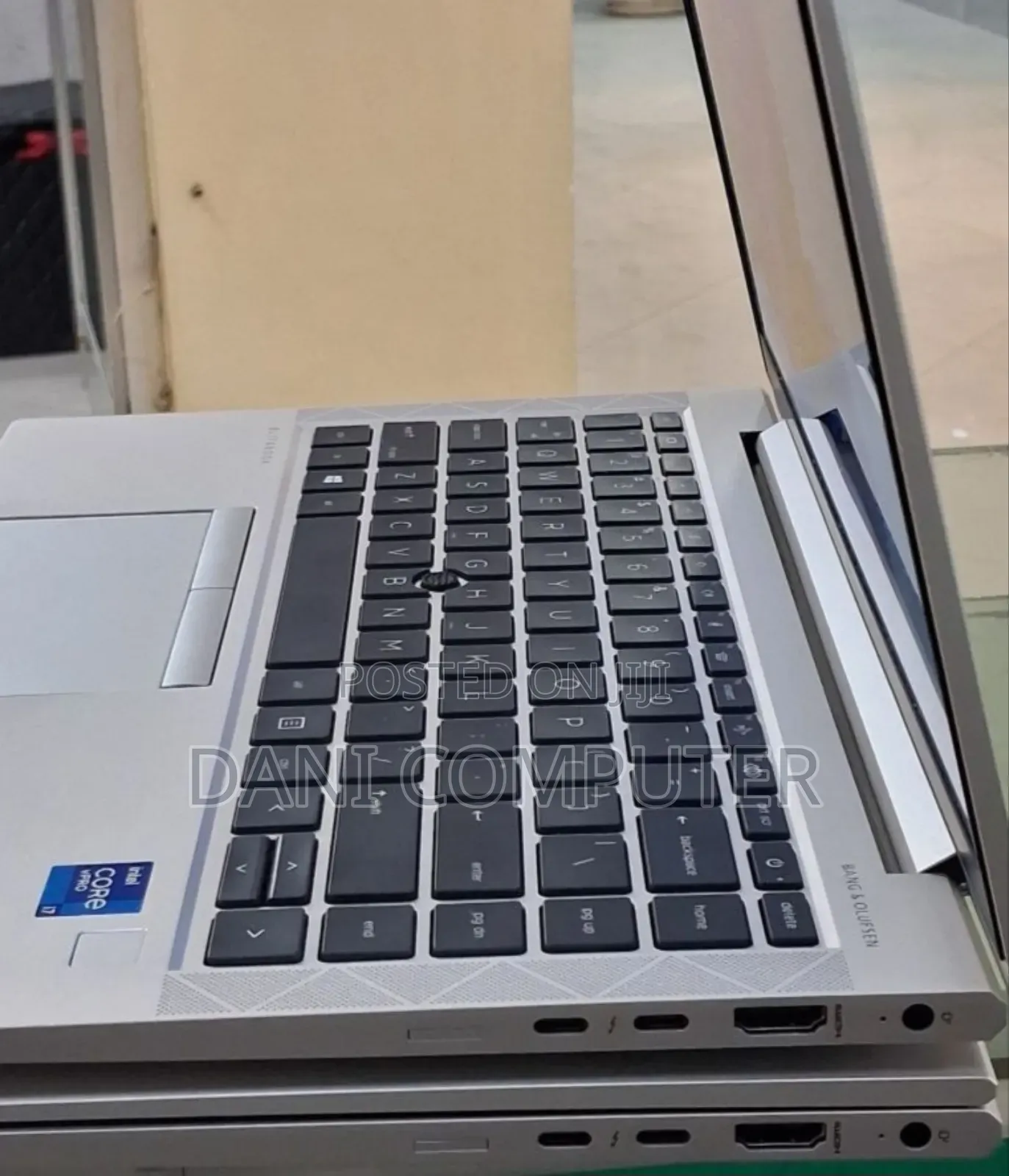 New Laptop HP EliteBook 840 G8 16GB Intel Core I7 SSD 512GB