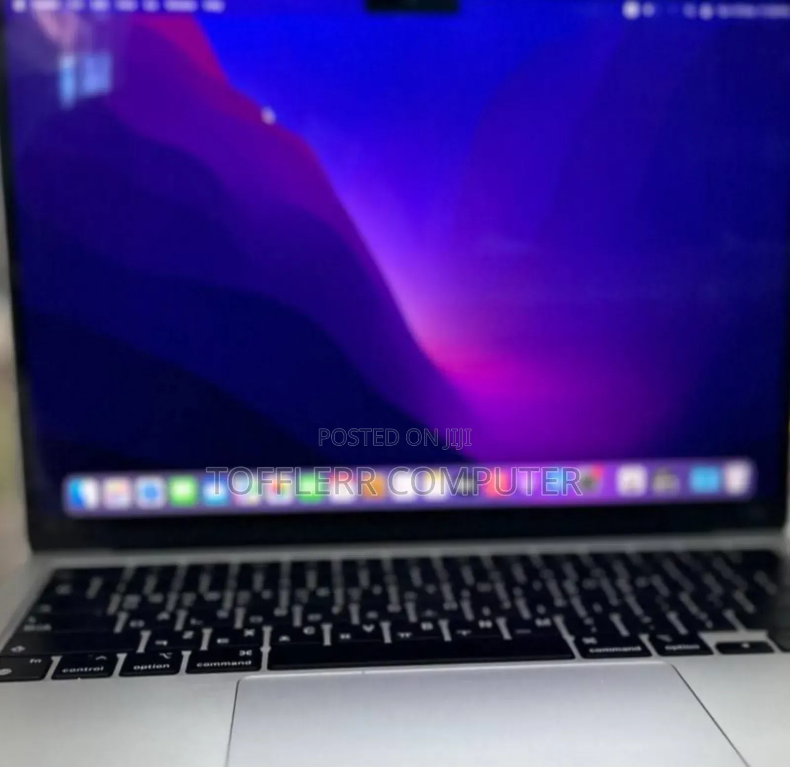 New Laptop Apple MacBook Air 2022 M2 8GB Intel Core I7 SSD 256GB