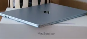 New Laptop Apple MacBook Air 2025 M4 15-Inch 16GB Apple M4 SSD 256GB
