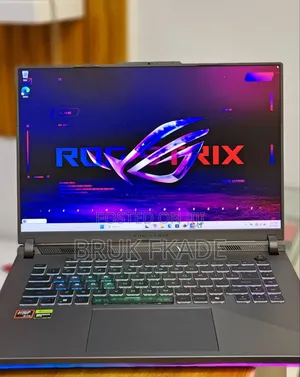New Laptop Asus ROG Strix G15 16GB AMD Ryzen 9 SSD 1T