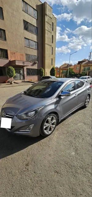 Hyundai Avante 2014