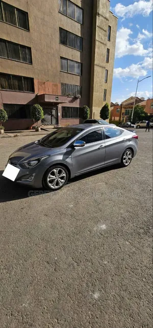 Hyundai Avante 2014
