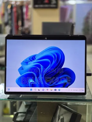 New Laptop HP Spectre X360 16GB Intel Core I7 SSD 512GB