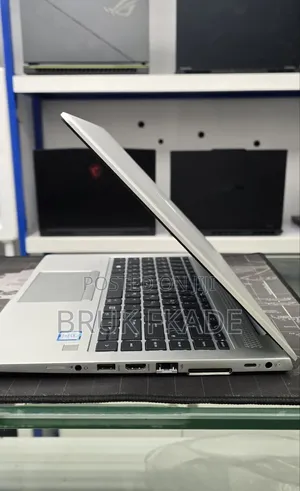 New Laptop HP EliteBook 840 G5 16GB Intel Core I7 SSD 512GB