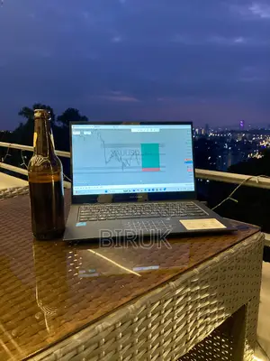 New Laptop Asus 4GB Intel Core I7 SSD 128GB