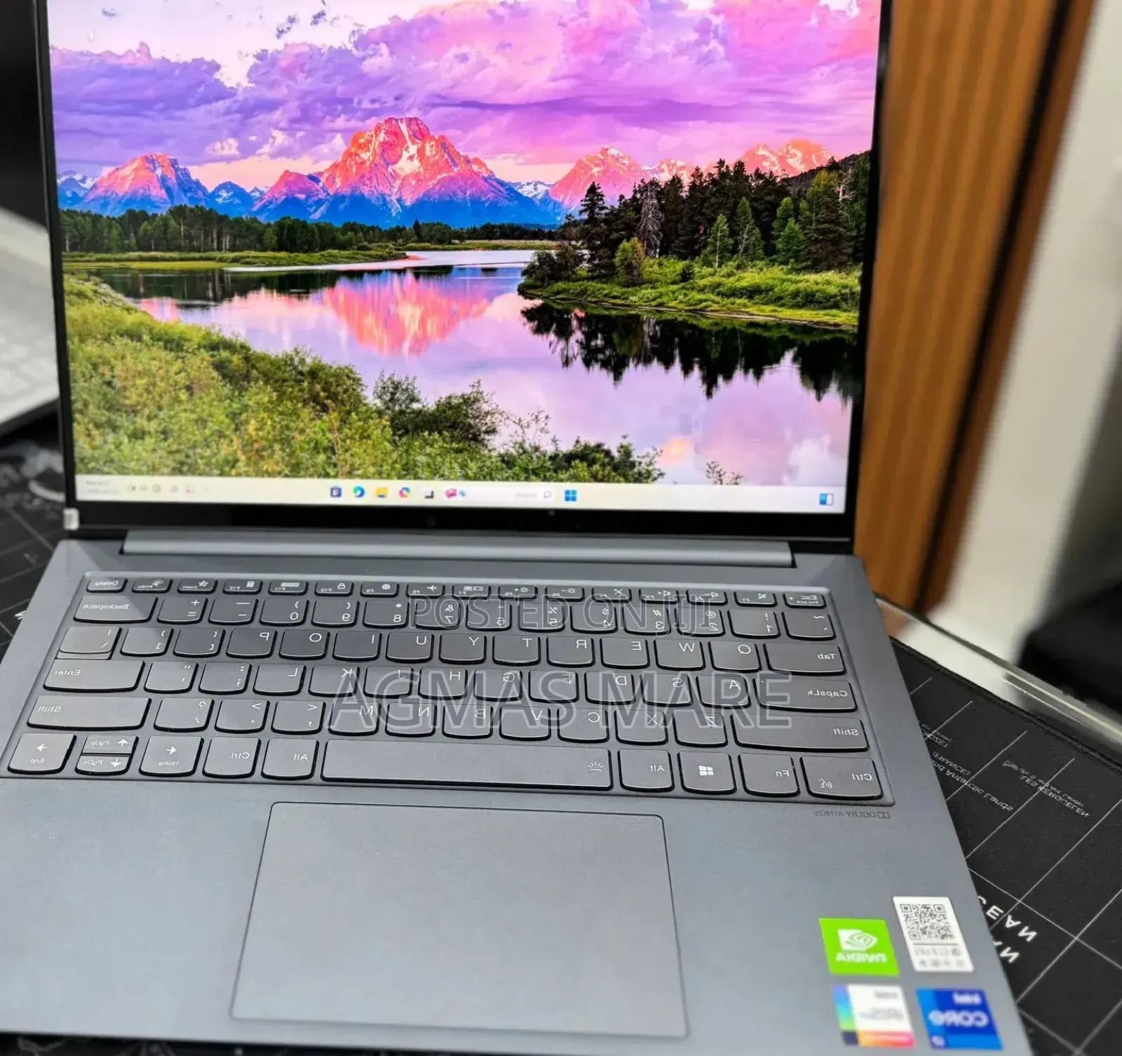 New Laptop Lenovo 16GB Intel Core i7 SSD 512GB