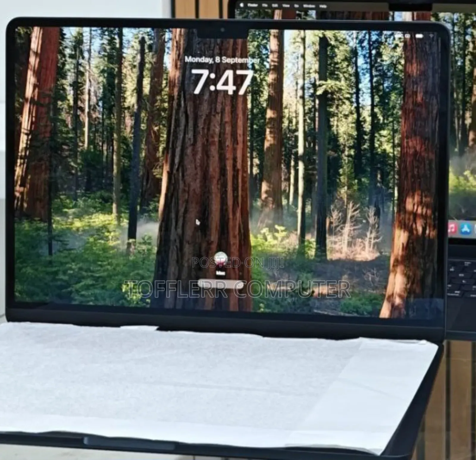 New Laptop Apple MacBook Pro M1 16GB AMD A10 SSD 256GB