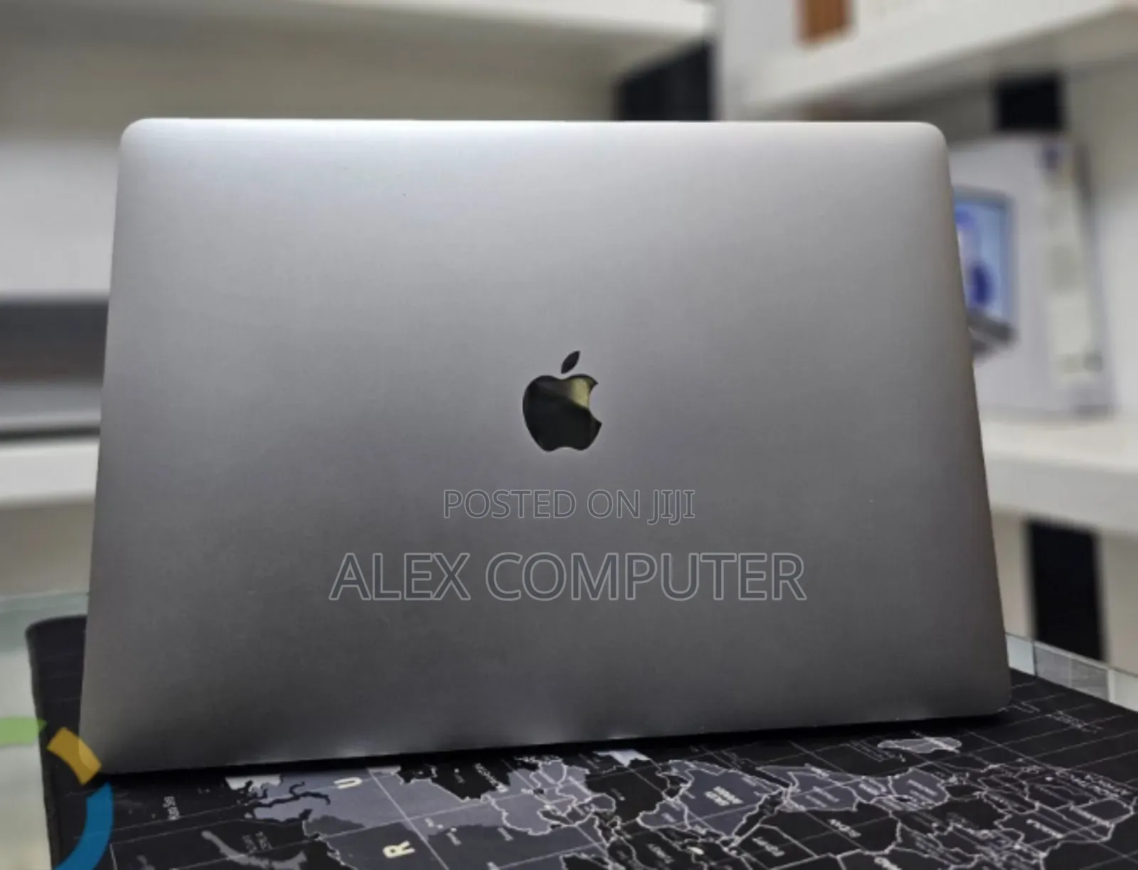 New Laptop Apple MacBook Pro 2019 16GB Intel Core I9 SSD 512GB