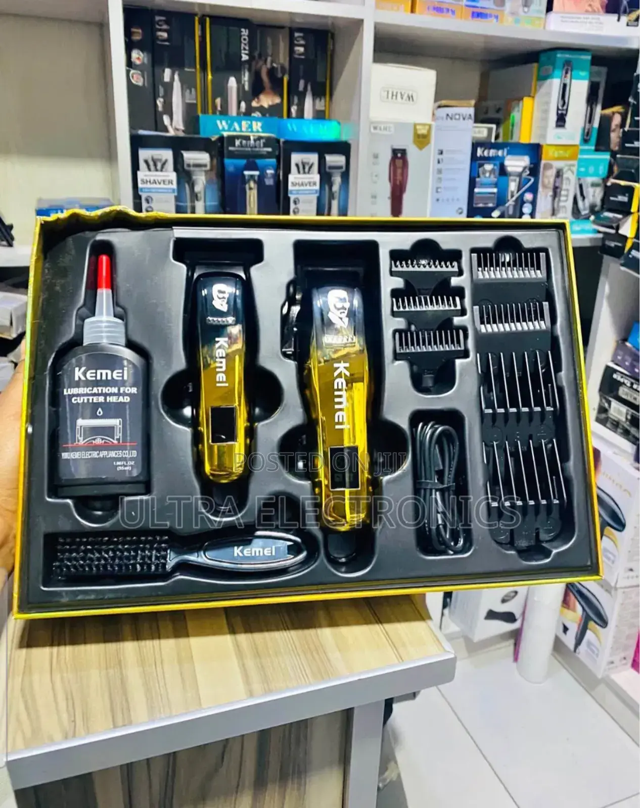 Kemei Km-709a Professional Rechargeable Hair Clipper and Trimmer Set.