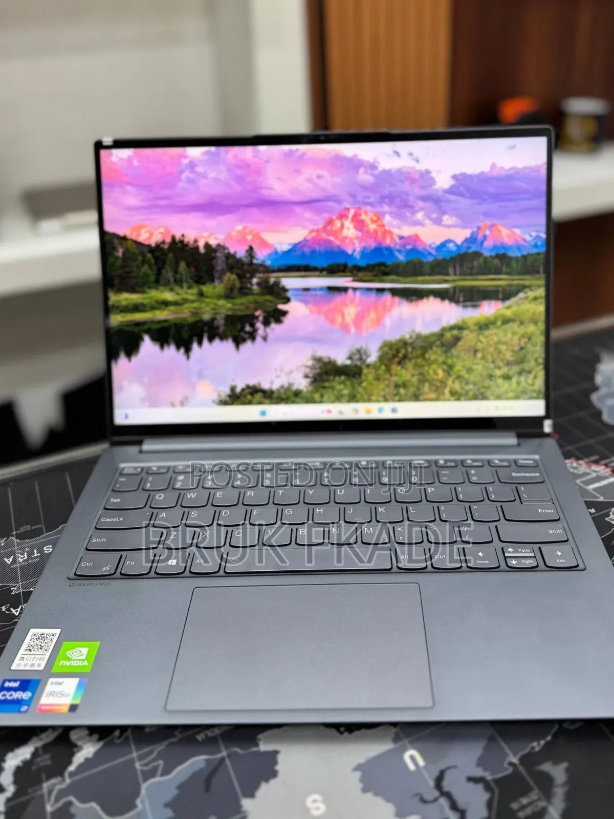 New Laptop Lenovo ThinkPad Yoga 16GB Intel Core I7 SSD 512GB