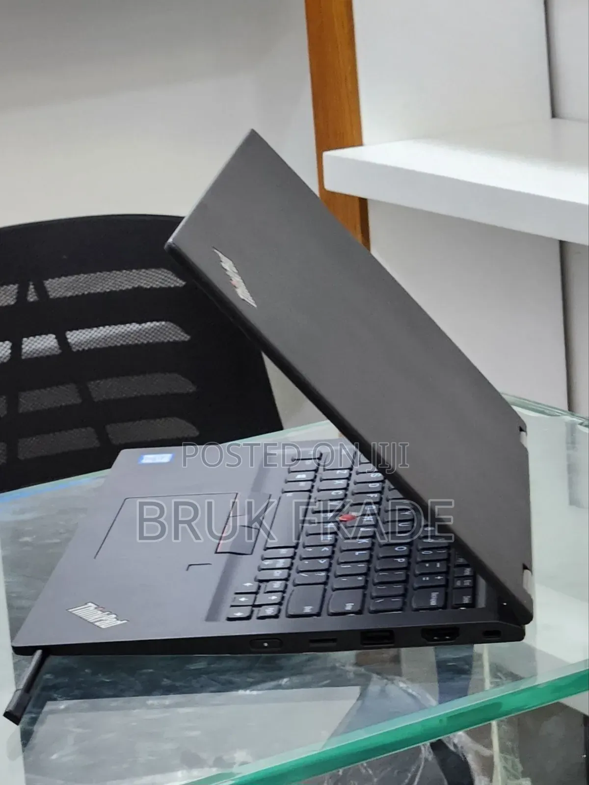 New Laptop Lenovo ThinkPad Yoga 8GB Intel Core I5 SSD 512GB