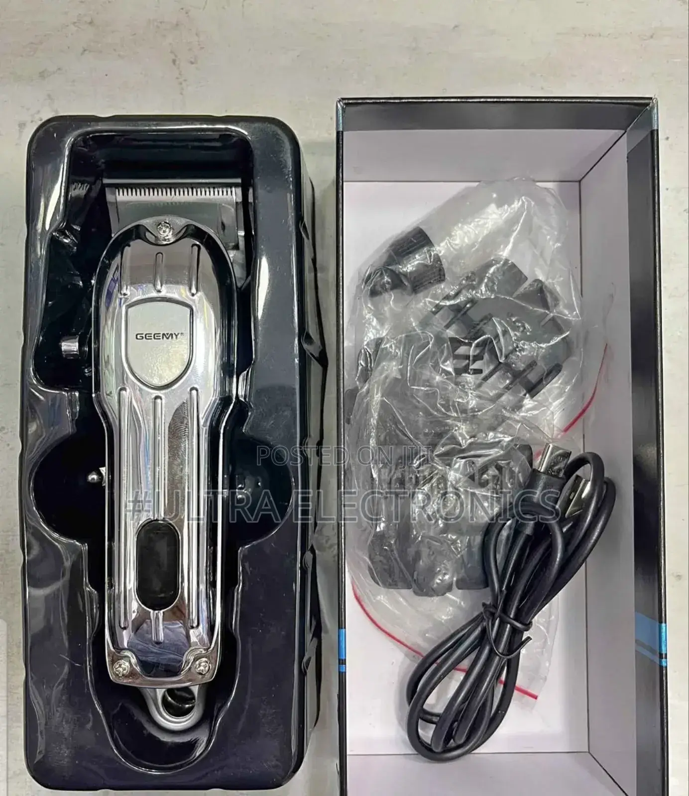 Kemei Km-593 Professional Hair Clipper/Trimmer.