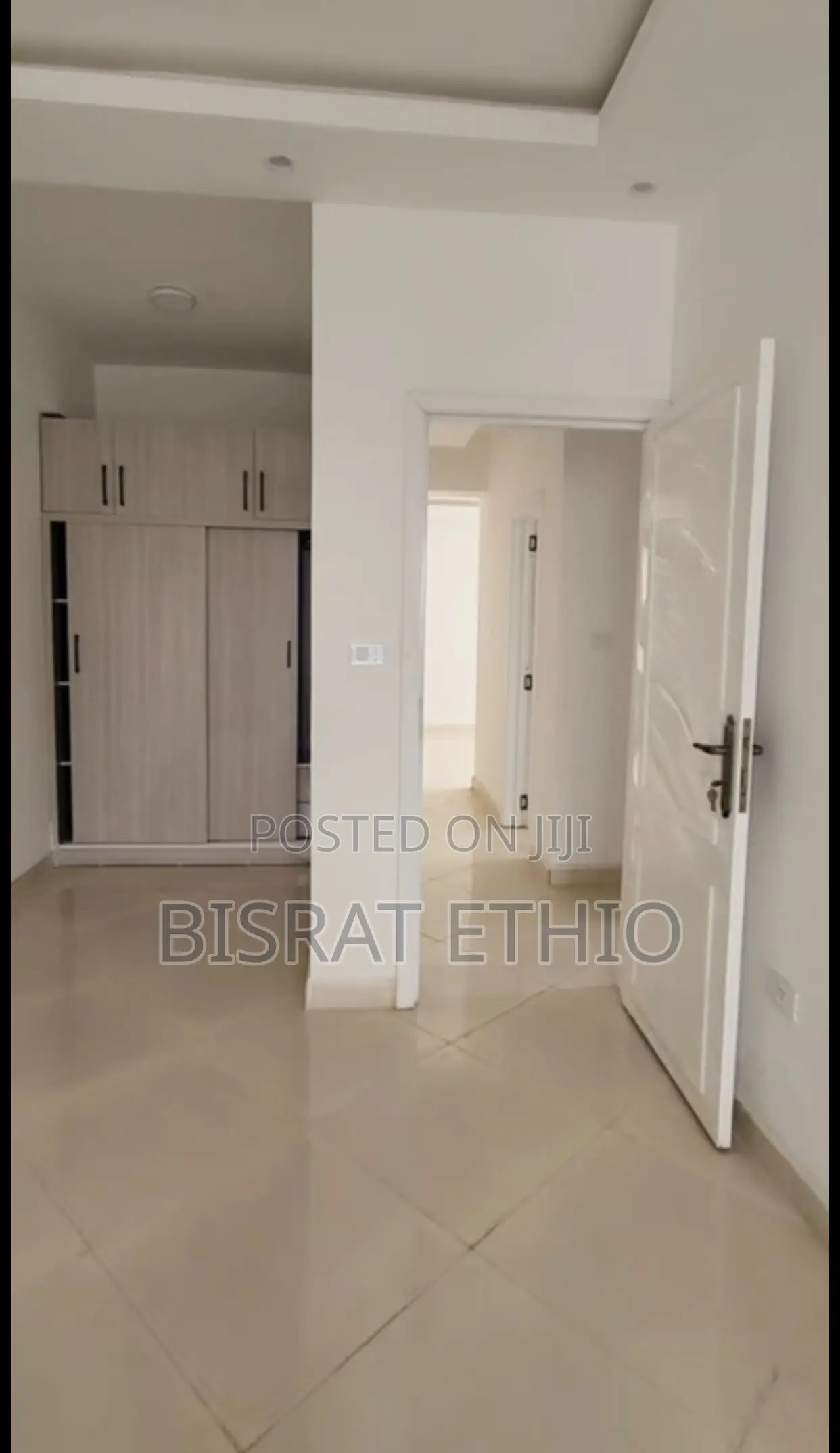 Furnished 3bdrm Apartment in መገናኛ 24, Bole for sale