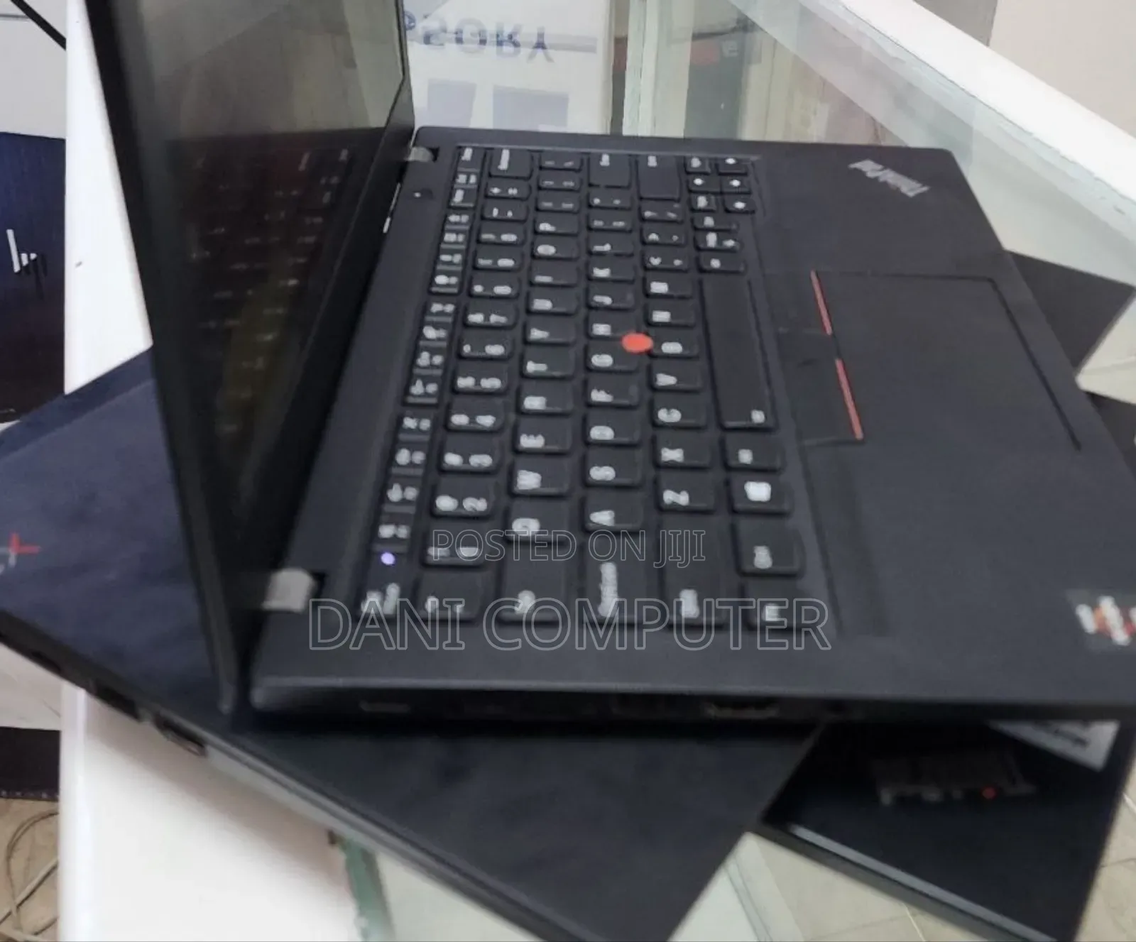 New Laptop Lenovo ThinkPad X280 8GB AMD Ryzen 5 SSD 512GB