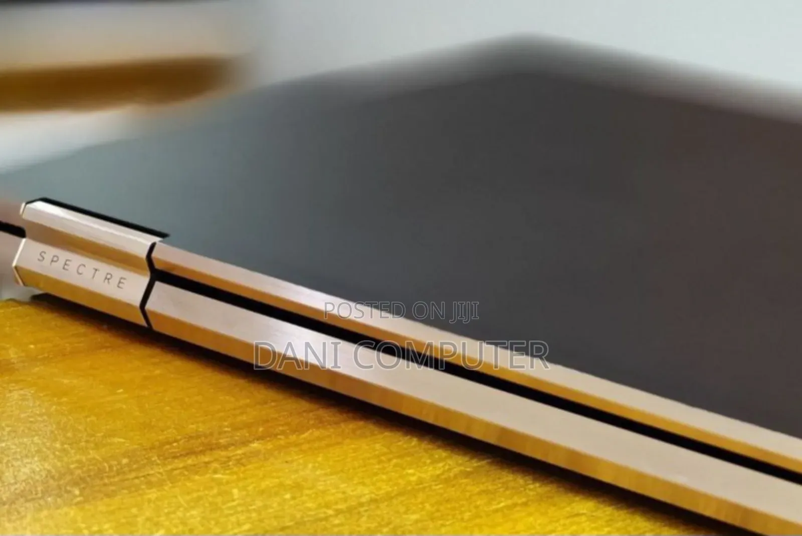 New Laptop HP Spectra 13 16GB Intel Core I7 SSD 512GB