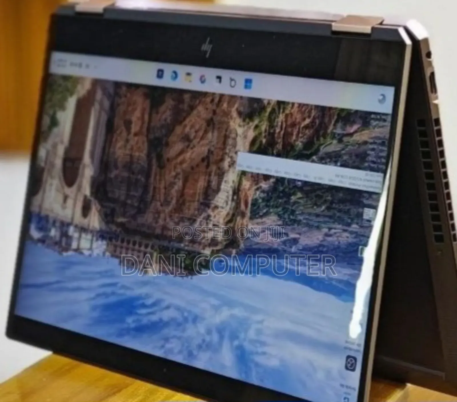 New Laptop HP Spectra 13 16GB Intel Core I7 SSD 512GB