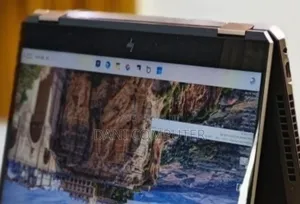 New Laptop HP Spectra 13 16GB Intel Core I7 SSD 512GB