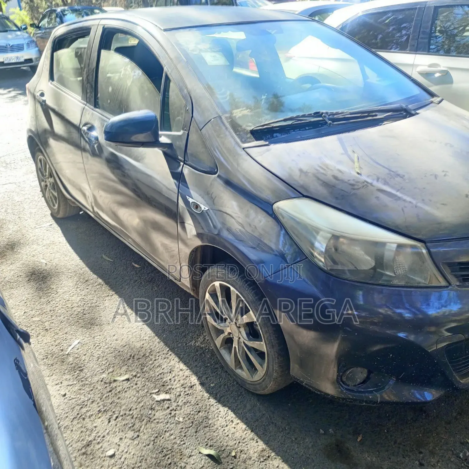 Toyota Yaris 2012 Gray