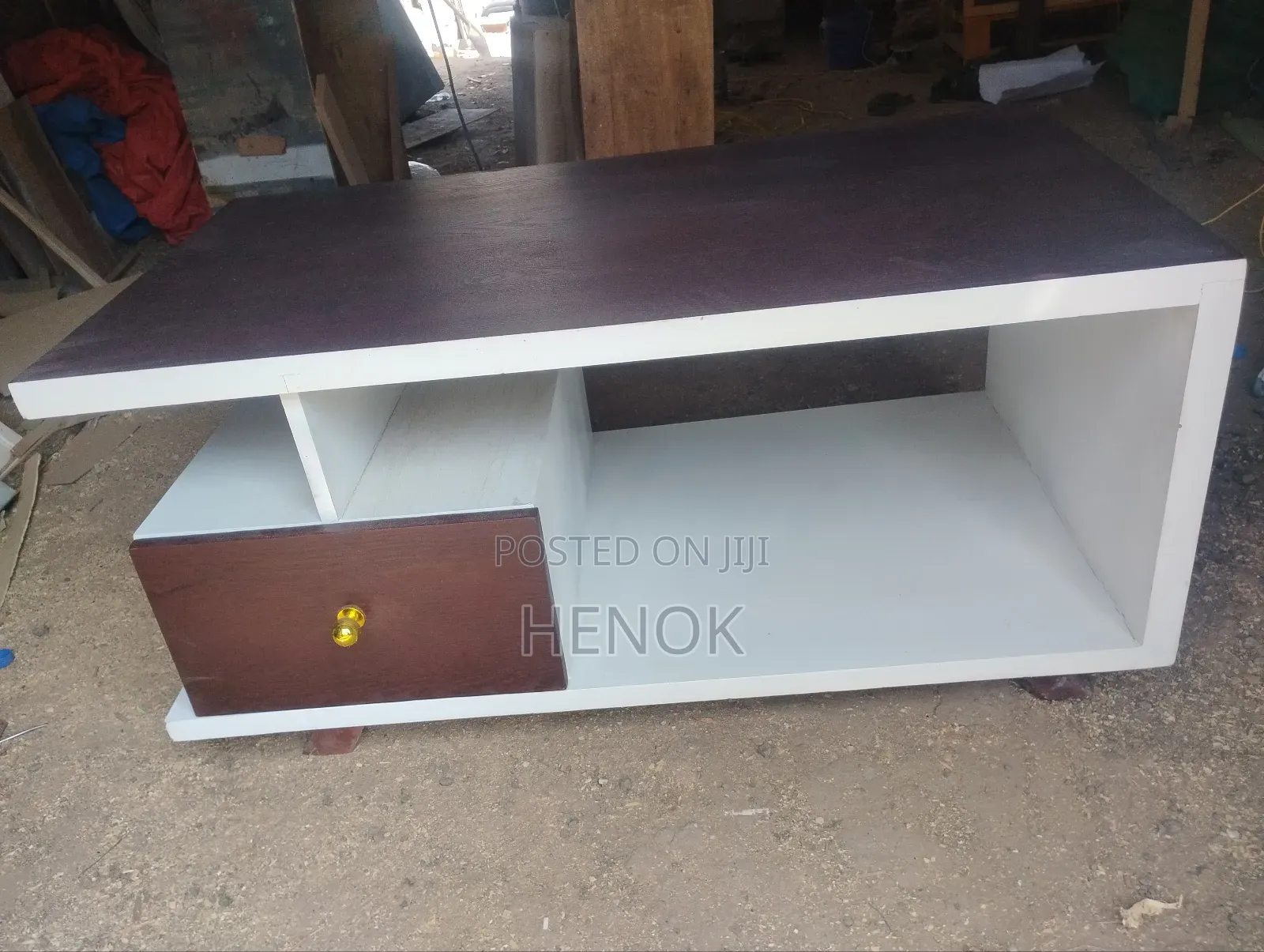 High Quality Center Table