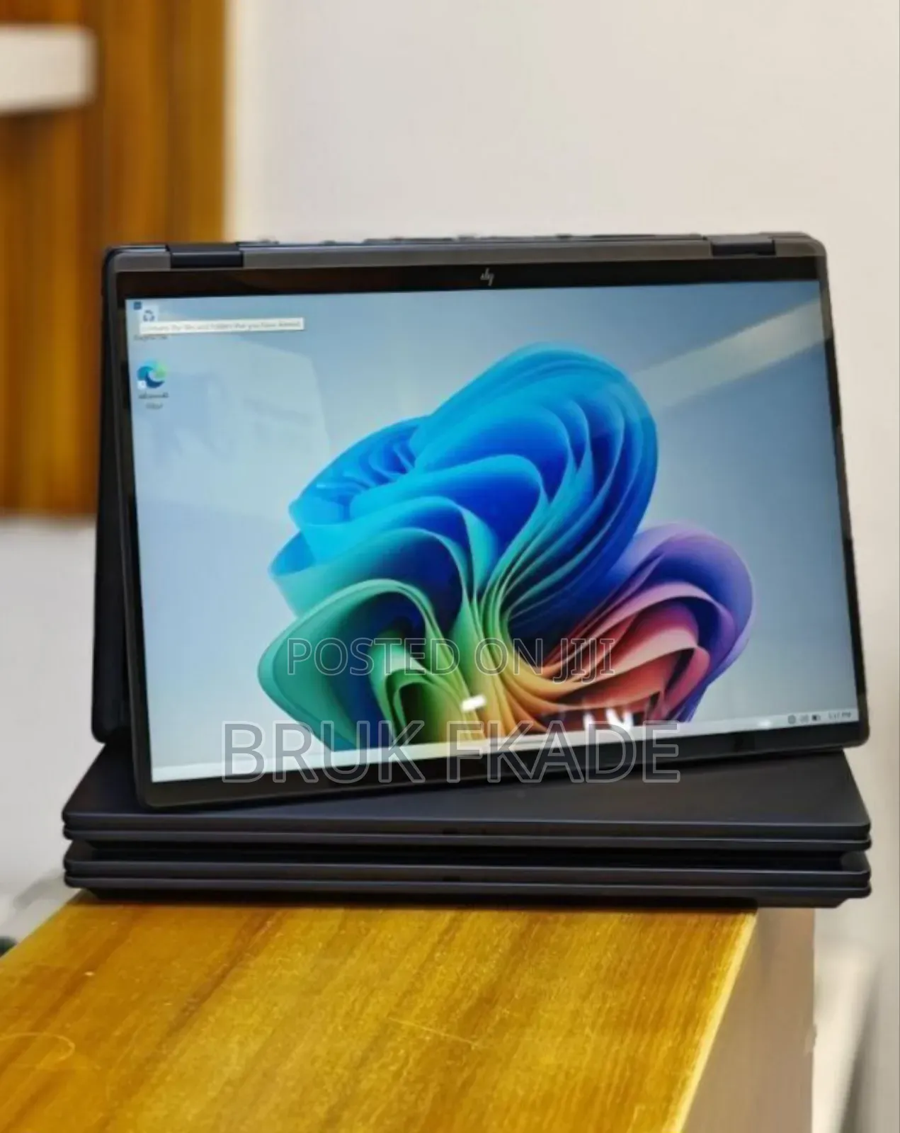 New Laptop HP OmniBook X Flip 14" 16GB Intel Core Ultra 7 SSD 1T