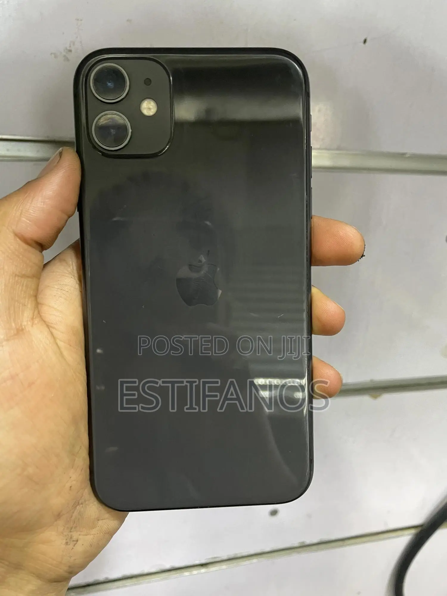 Apple iPhone 11 64 GB Black