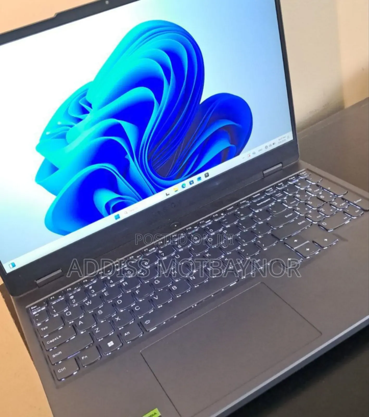 New Laptop Lenovo Legion 5 16GB AMD Ryzen 7 SSD 512GB