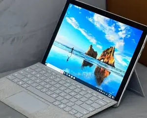 New Laptop Microsoft Surface Laptop 6 8GB Intel Core i5 SSD 256GB