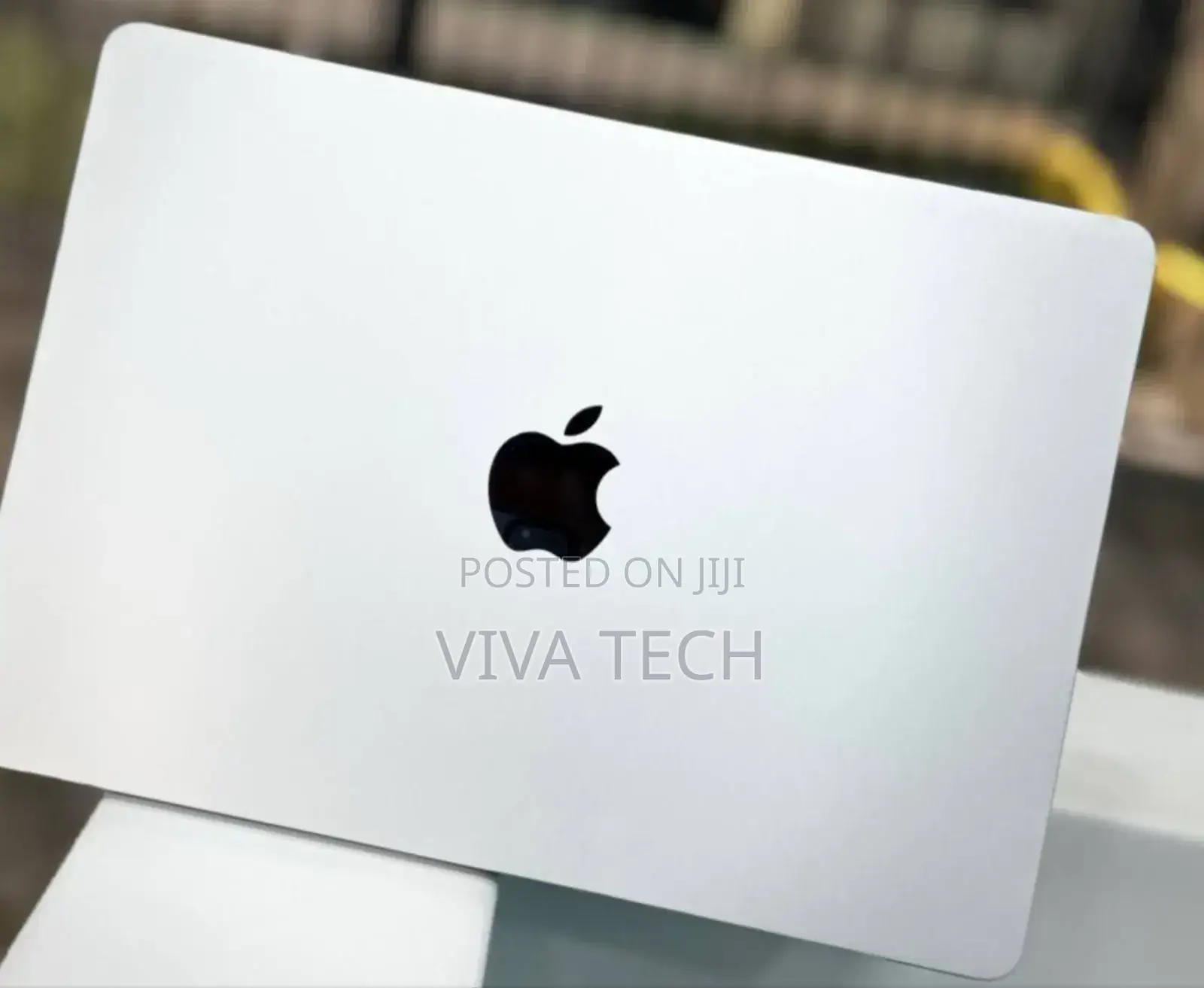 New Laptop Apple MacBook Air 2022 M2 8GB Apple M2 SSD 256GB