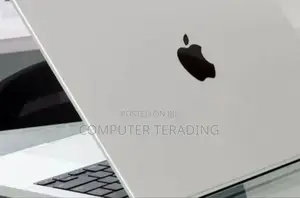 New Laptop Apple MacBook Pro M1 16GB Apple M1 Pro SSD 512GB
