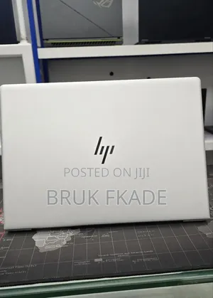 New Laptop HP EliteBook 840 G5 16GB Intel Core I7 SSD 512GB