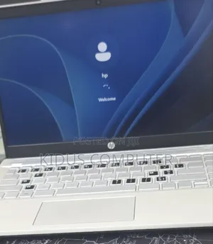 New Laptop HP Pavilion 15 8GB Intel Core I5 SSD 256GB