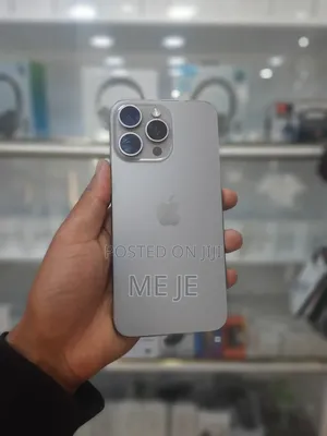 Apple iPhone 15 Pro Max 256 GB