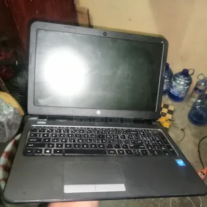 Laptop HP 250 G3 4GB Intel Core i5 HDD 500GB