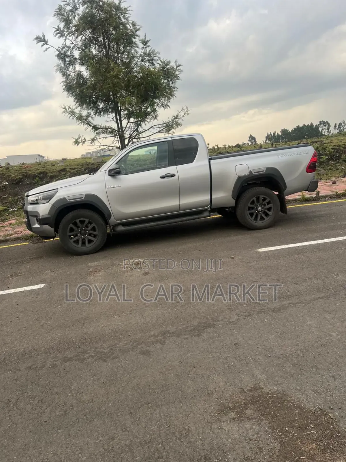 Toyota Hilux 2021 Silver