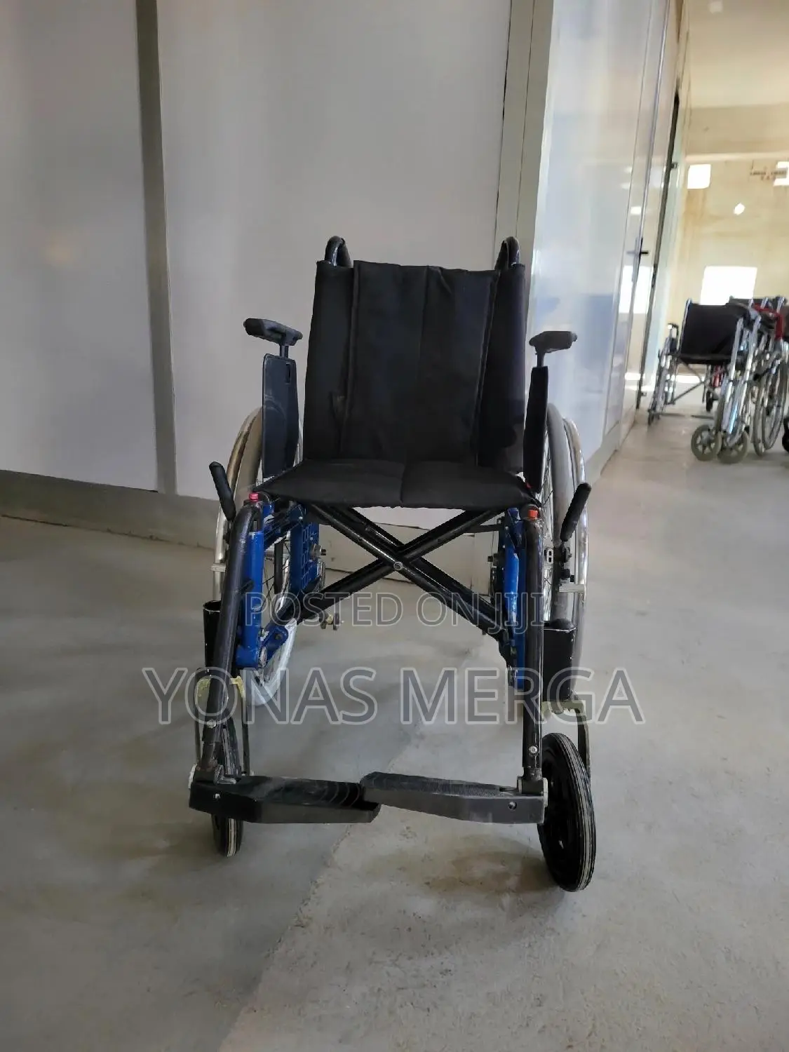 Wheelchair齁- Chrome Plated - Weight Capacity - 150 KGS - Fighter C Hs