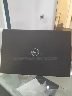 New Laptop Dell Latitude 3380 8GB Intel Core I5 SSD 256GB