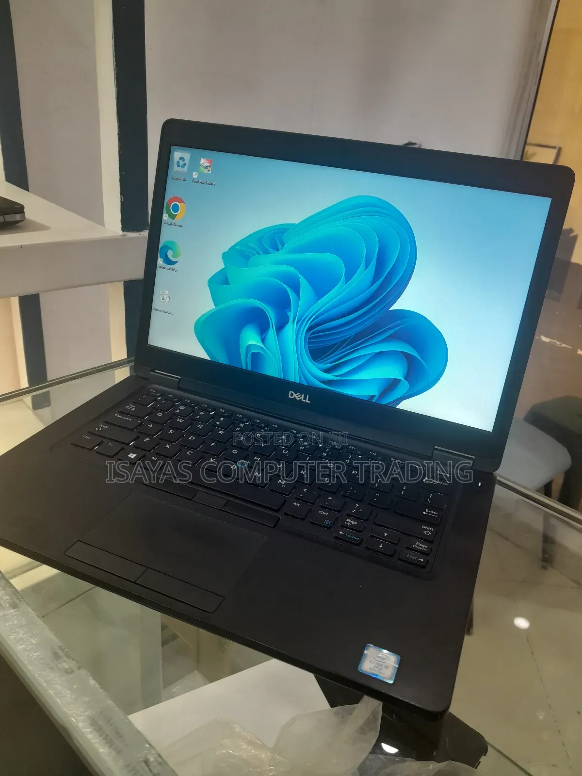 New Laptop Dell Latitude 3380 8GB Intel Core I5 SSD 256GB