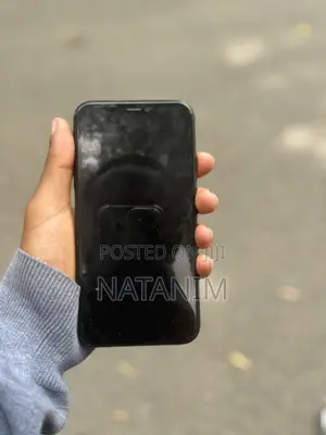 Apple XR 256 GB Black