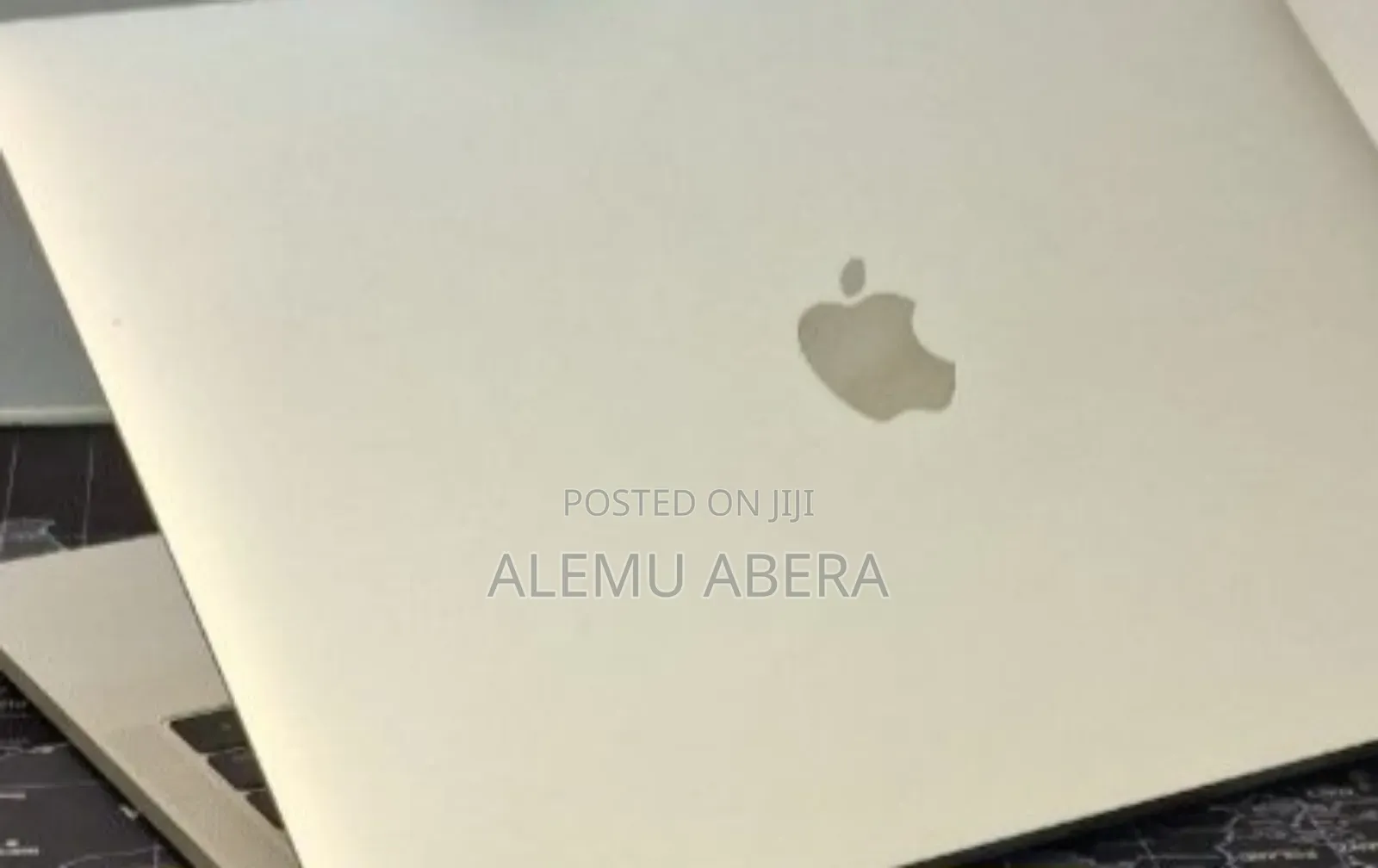 New Laptop Apple MacBook 2016 8GB Intel Core I5 SSD 256GB