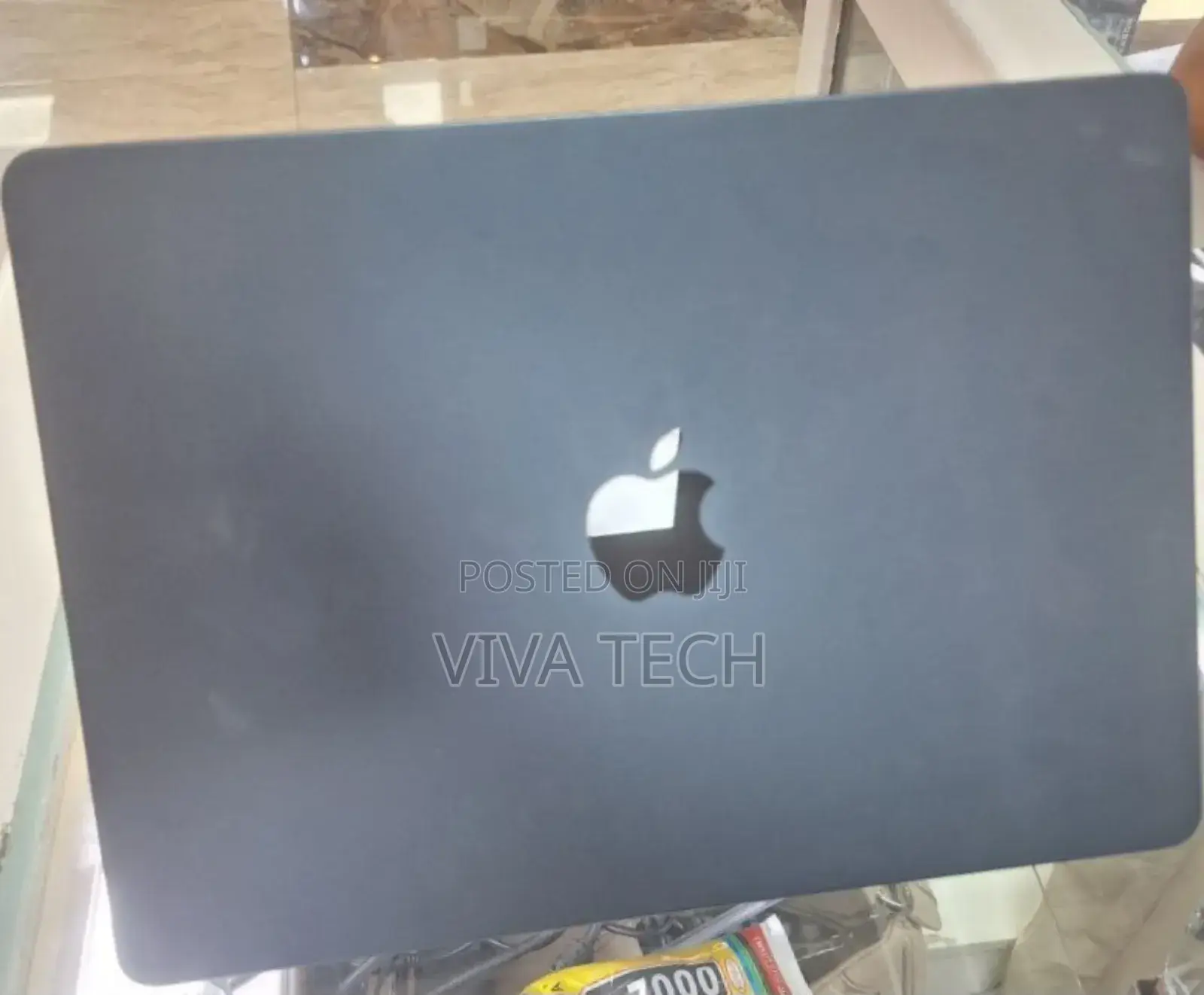 New Laptop Apple MacBook Air 2025 M4 13-Inch 16GB Apple M4 SSD 256GB