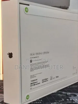 New Laptop Apple MacBook Air 2025 M4 13-Inch 16GB Apple M4 SSD 512GB