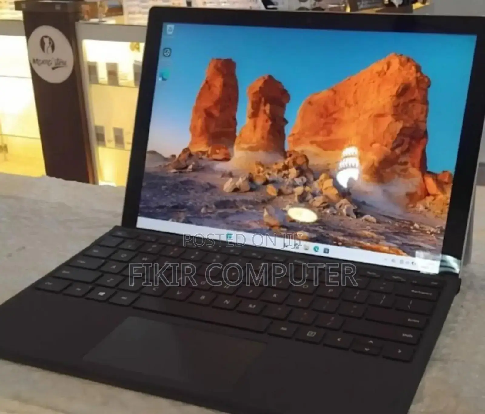 New Laptop Microsoft Surface Pro 7 16GB Intel Core I7 SSD 256GB