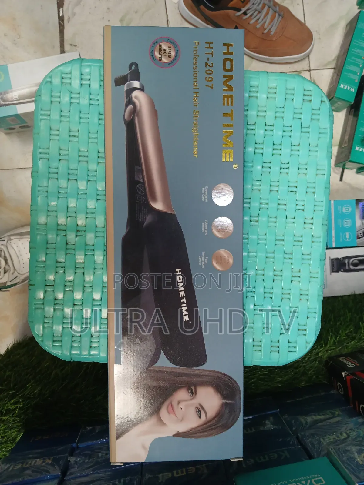 Hometime Ht-2097 Professional Hair Straightener. 
It Features