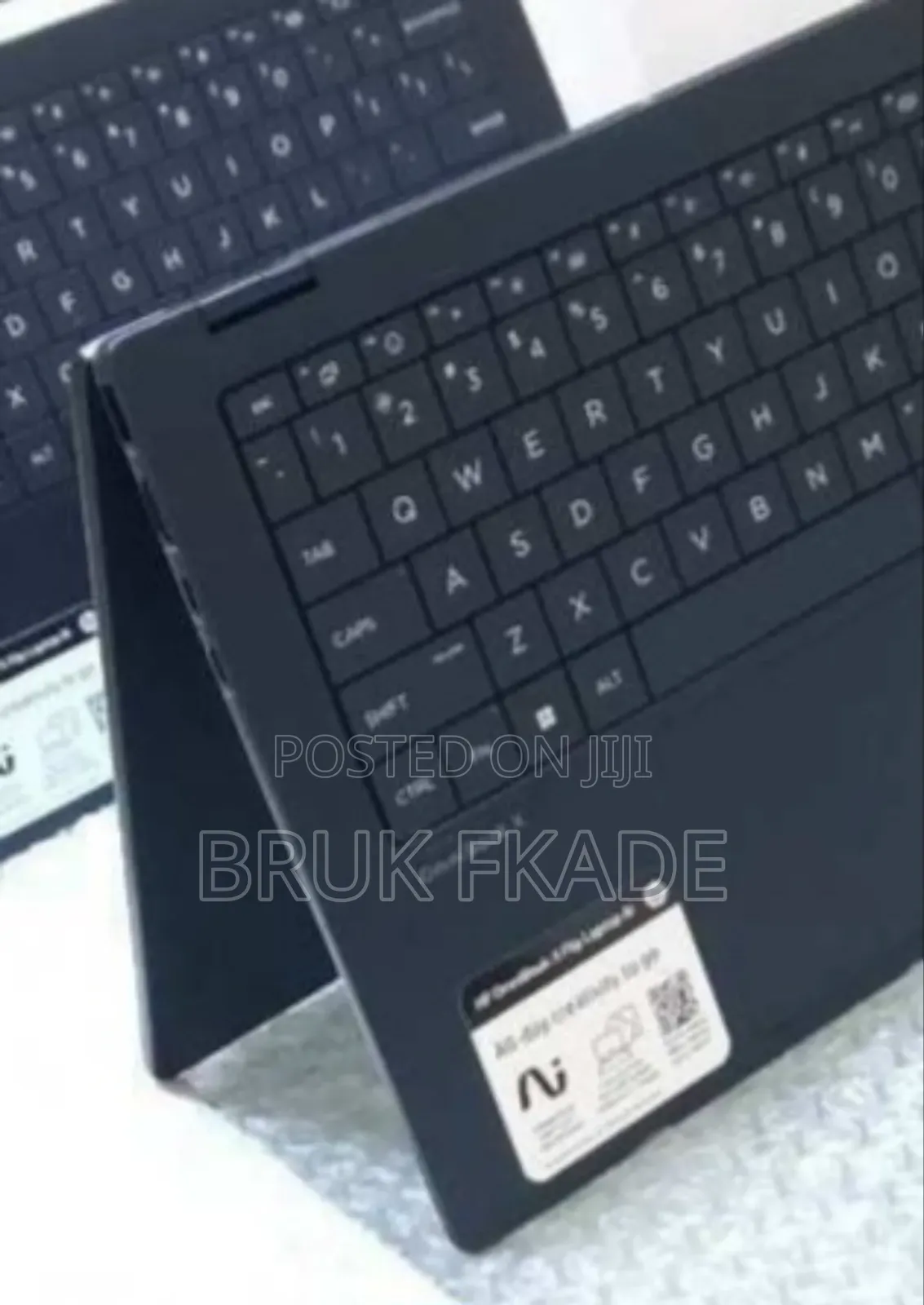 New Laptop HP OmniBook X Flip 14" 16GB Intel Core Ultra 7 SSD 1T