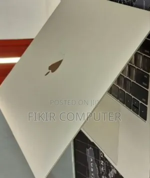 New Laptop Apple MacBook Pro 2016 8GB Intel Core I5 SSD 256GB