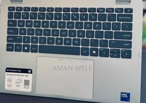 New Laptop HP OmniBook 5 Flip 16GB Intel Core 7 SSD 512GB