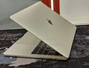 New Laptop Apple MacBook Pro 2016 8GB Intel Core I5 SSD 256GB