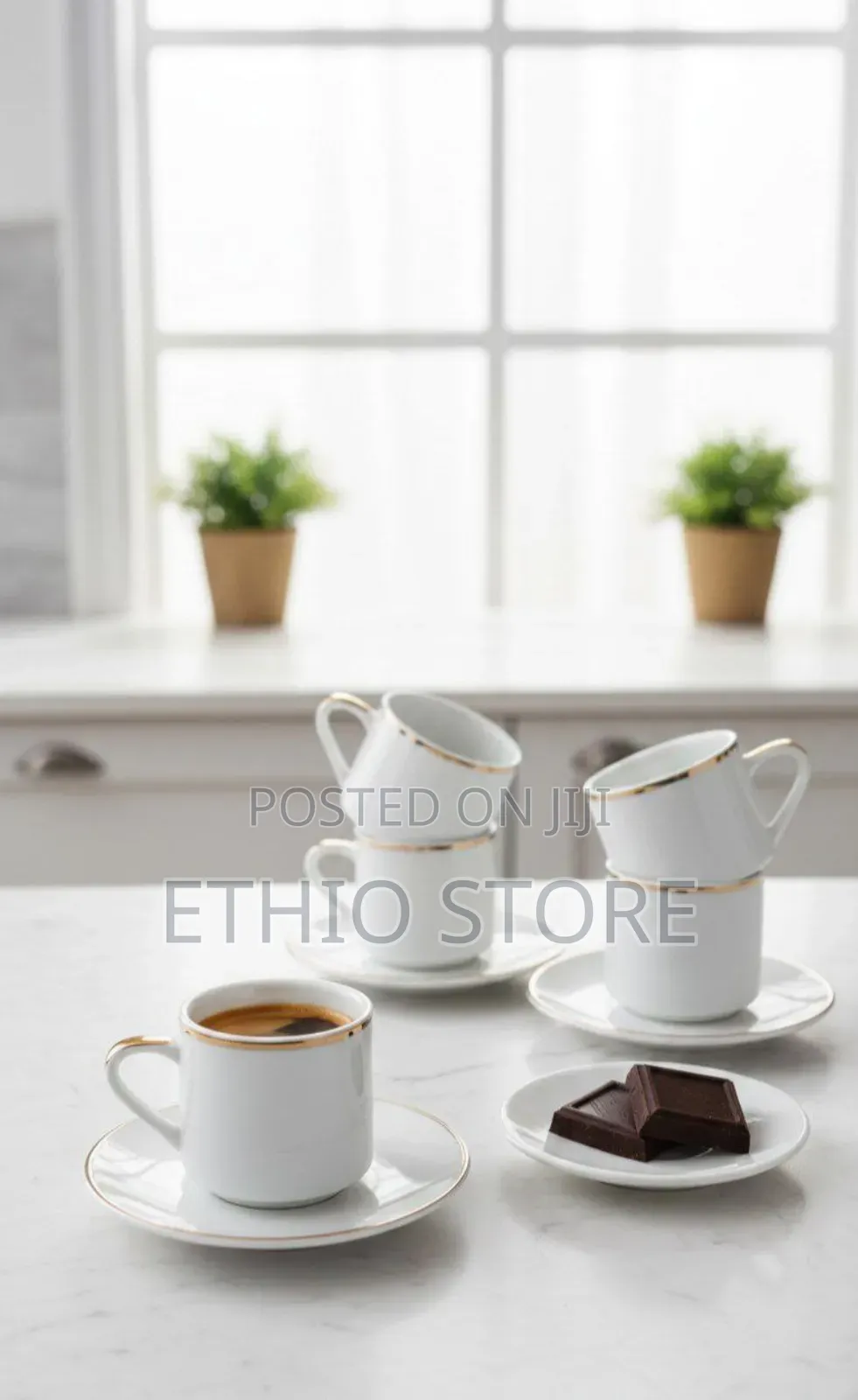 የቡና ስኒዎች ከማስቀመጫ ጋር